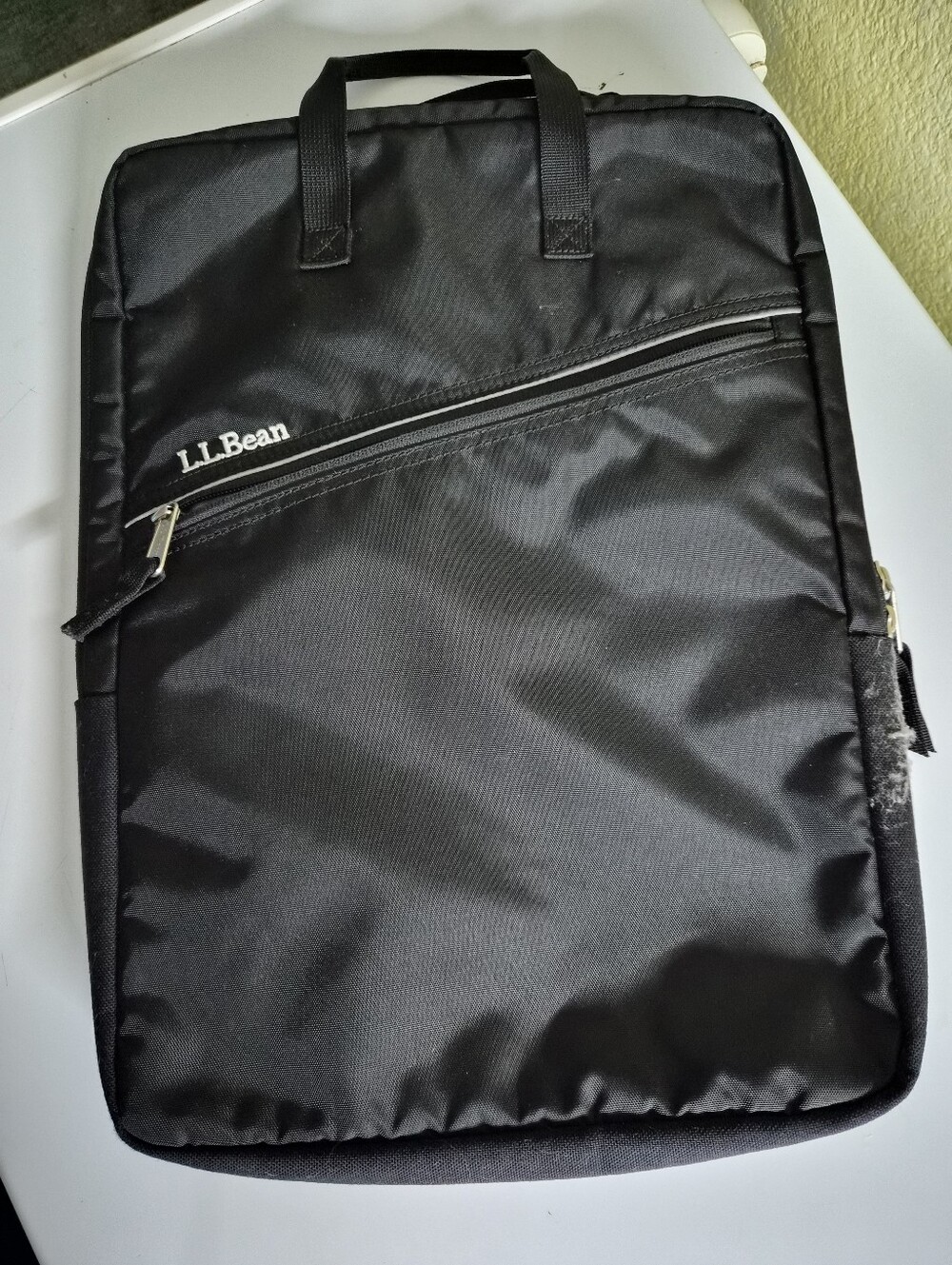 L.L. Bean Gadget Organizer Tech Tote Laptop Briefcase.